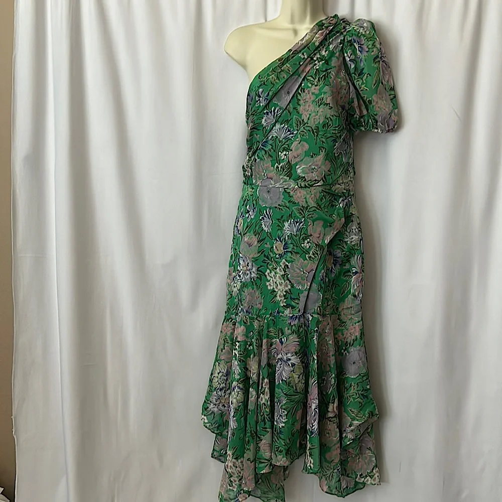 ASTR The Label One Shoulder Satorini Green Floral Fit & Flare Dress **Size M** - Picture 2 of 6